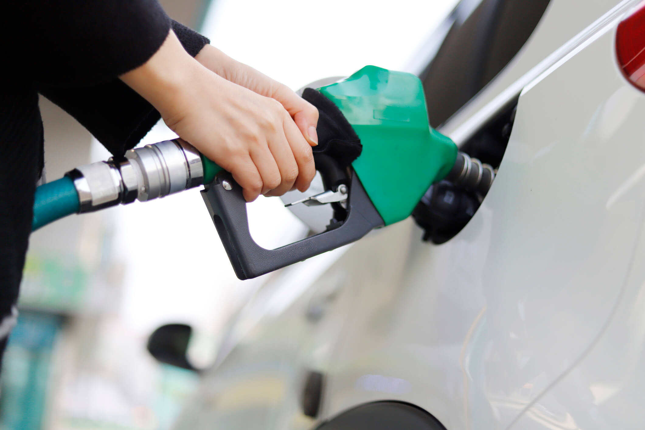 Gasolina Ou Etanol Qual Escolher Conheça Os Mitos E Verdades Blog Da Euroex 